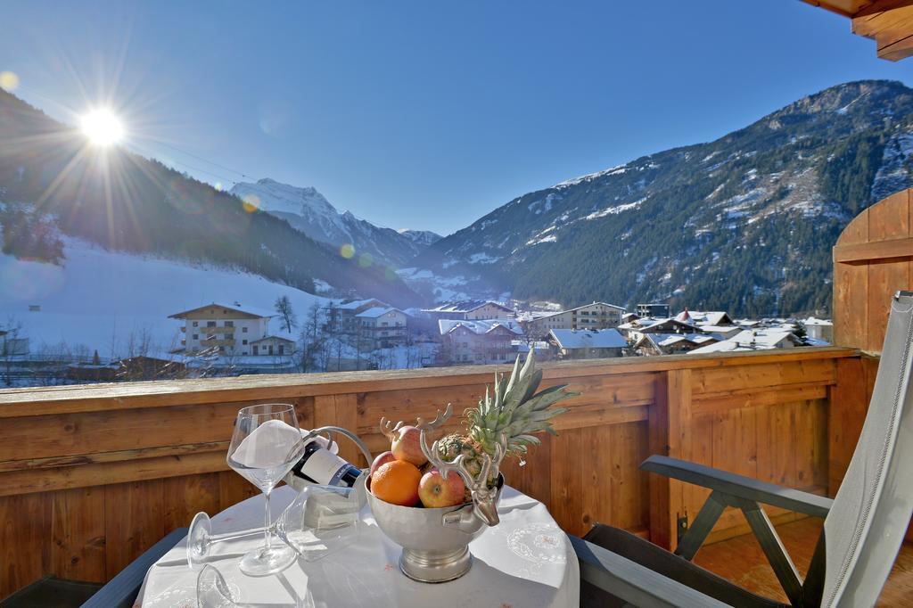 Hotel Landenhof Superior Mayrhofen Ngoại thất bức ảnh