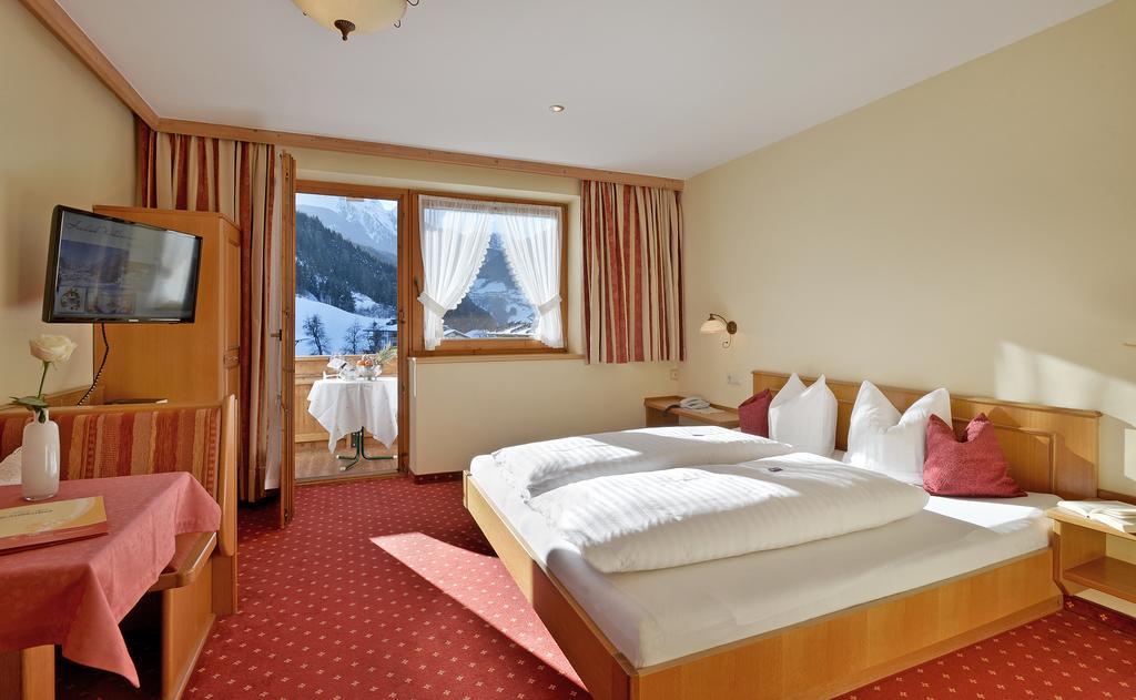 Hotel Landenhof Superior Mayrhofen Ngoại thất bức ảnh