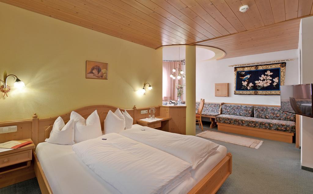 Hotel Laendenhof Superior Mayrhofen Ngoại thất bức ảnh